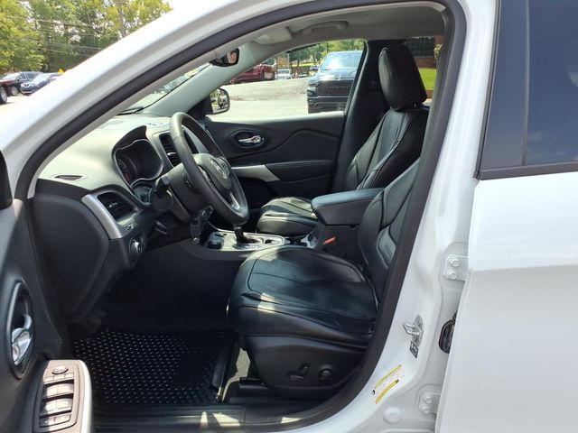 Photo 4