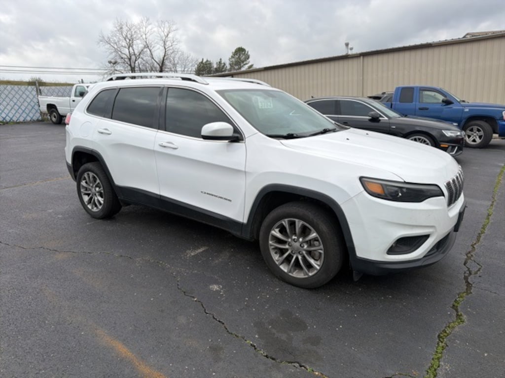 Used 2019 Jeep Cherokee Latitude Plus SUV
