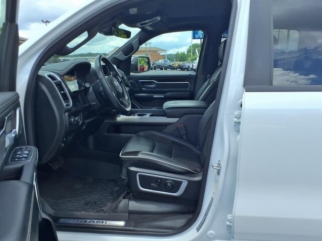 2020 Ram 1500 Laramie photo 4