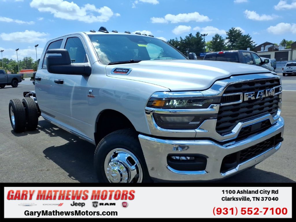 2026 Ram 3500 CREW CAB CHASSIS 4X4 Pickup