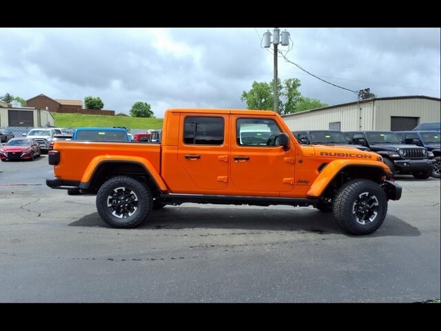 2025 Jeep Gladiator Rubicon photo 2
