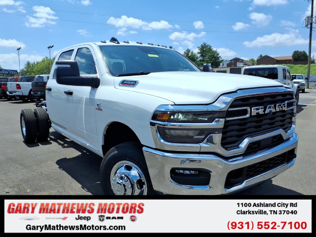2026 Ram 3500 CREW CAB CHASSIS 4X4 Pickup
