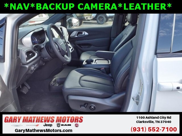 2024 Chrysler Pacifica Hybrid S Appearance photo 3