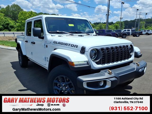 2026 Jeep Gladiator 85th Anniversary Edition Auto's photo