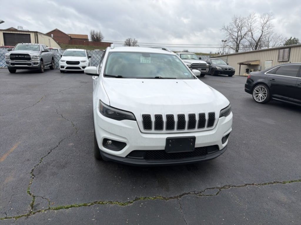 Used 2019 Jeep Cherokee Latitude Plus SUV