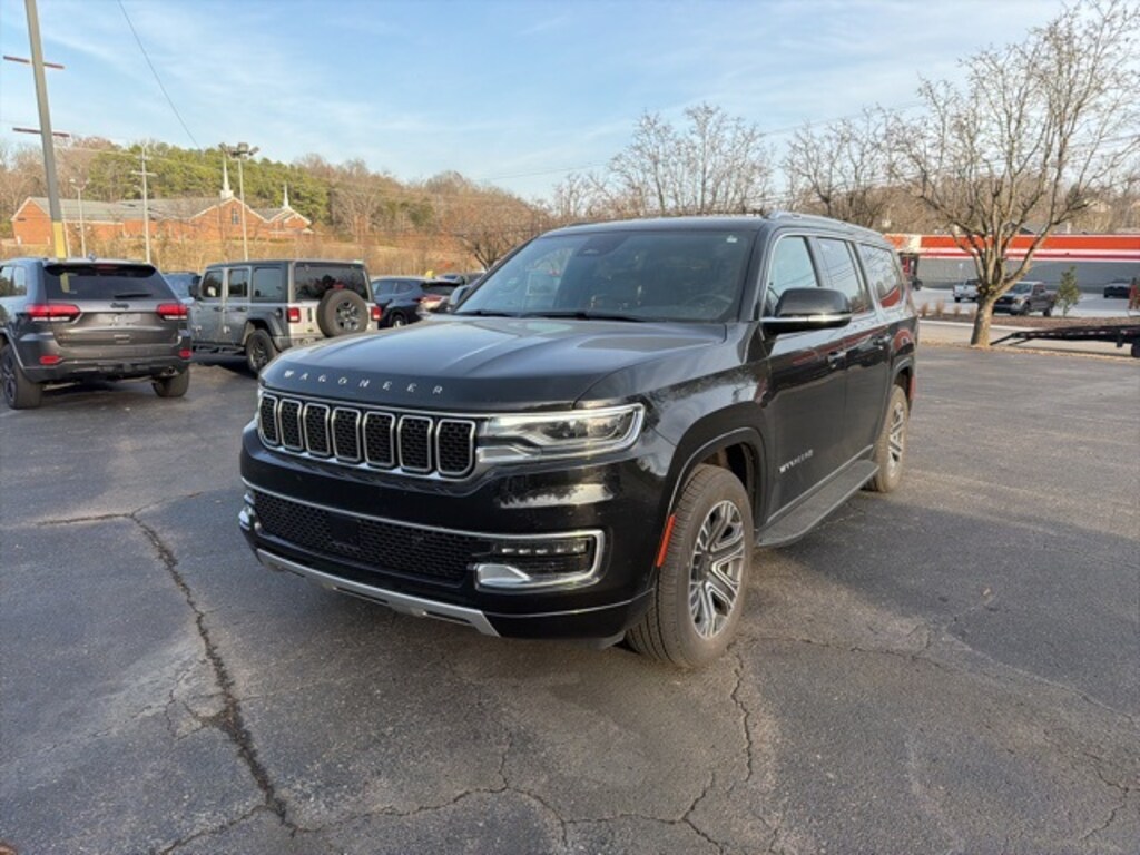 Used 2024 Jeep Wagoneer L Series II SUV