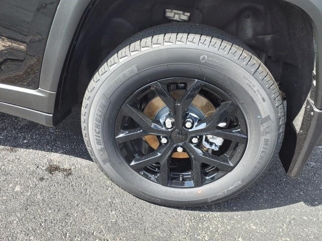 2025 Jeep Grand Cherokee Altitude X photo 4