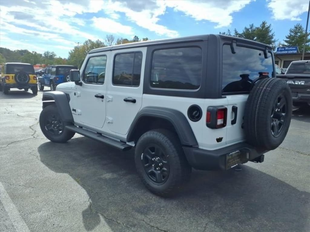 New 2026 Jeep Wrangler 4-DOOR SPORT Sport Utility