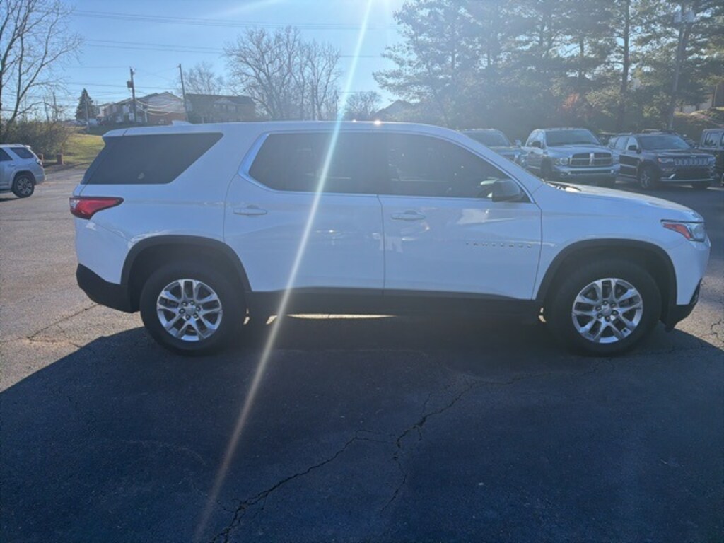 Used 2018 Chevrolet Traverse LS SUV