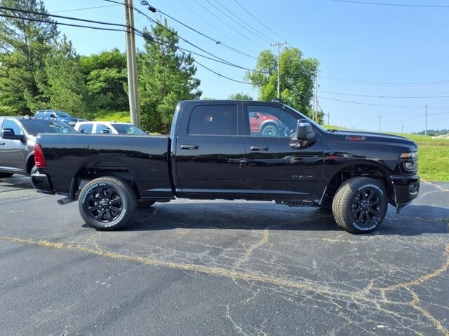 2025 Ram 2500 Big Horn photo 2