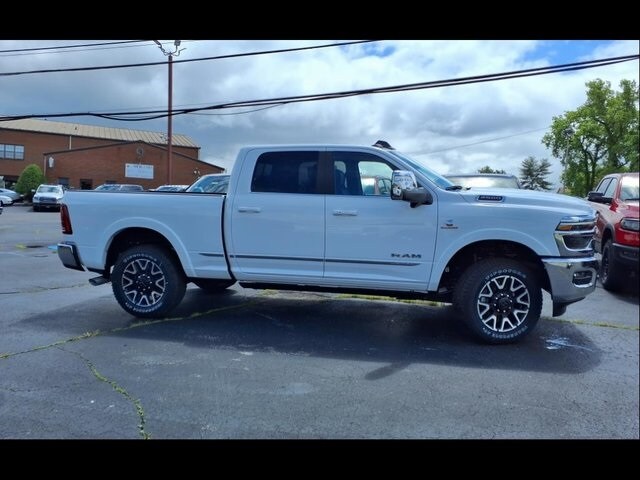 2025 Ram 2500 Limited photo 2