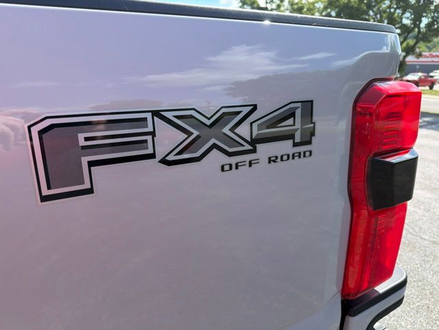 2025 Ford F-250 Super Duty Lariat - Photo 11