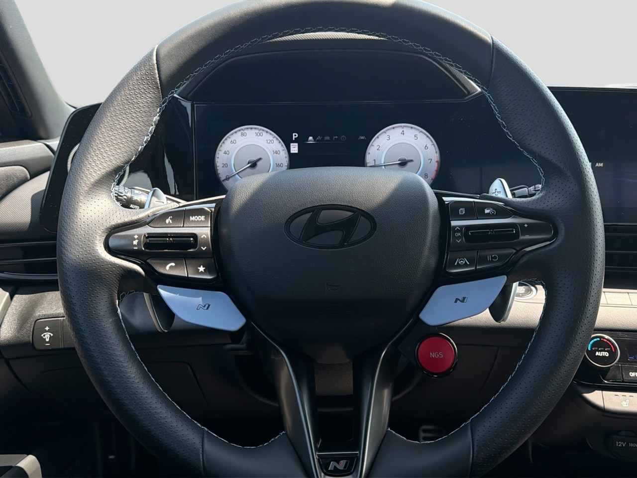 2026 Hyundai Elantra N - Photo 19