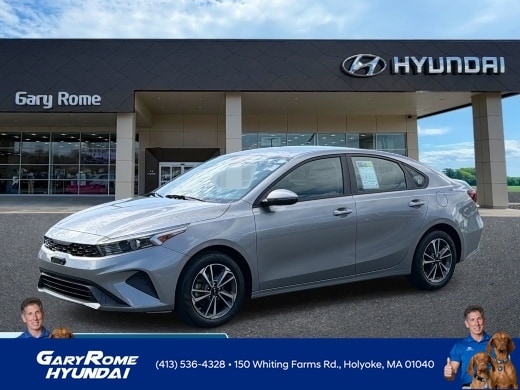 2023 Kia Forte LXS AT's photo