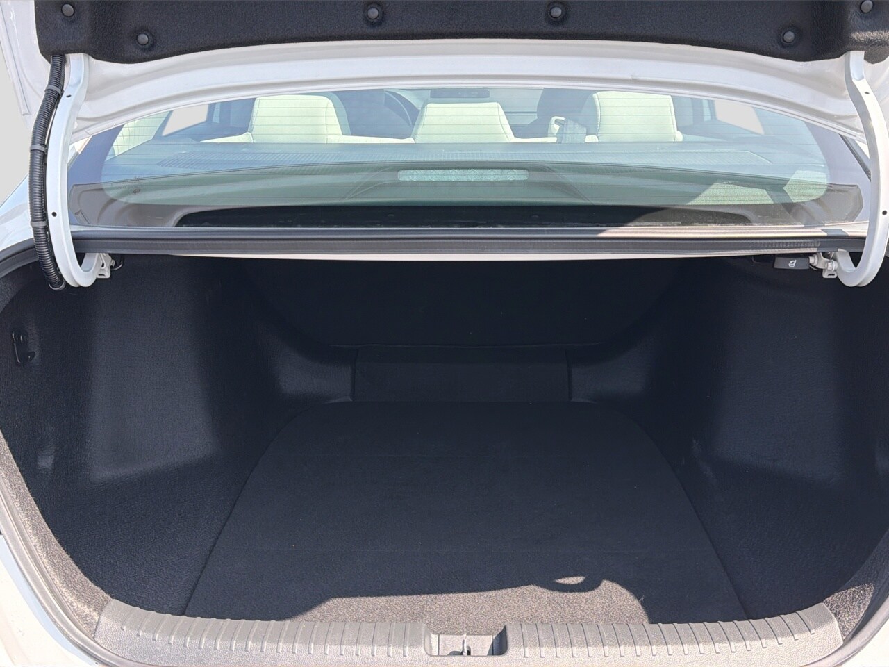 2024 Honda Accord LX - Photo 25