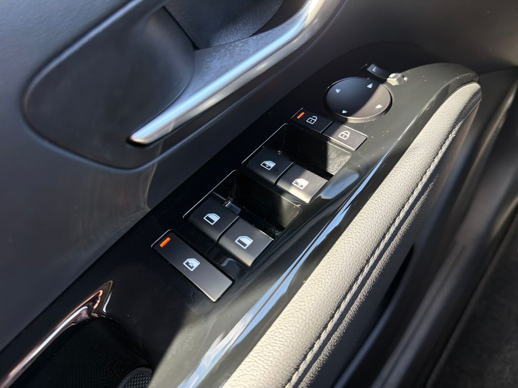 2025 Hyundai Elantra Blue - Photo 11
