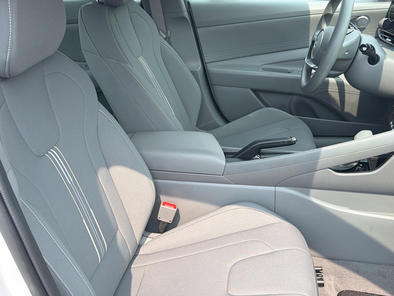 2024 Hyundai Elantra SEL - Photo 25