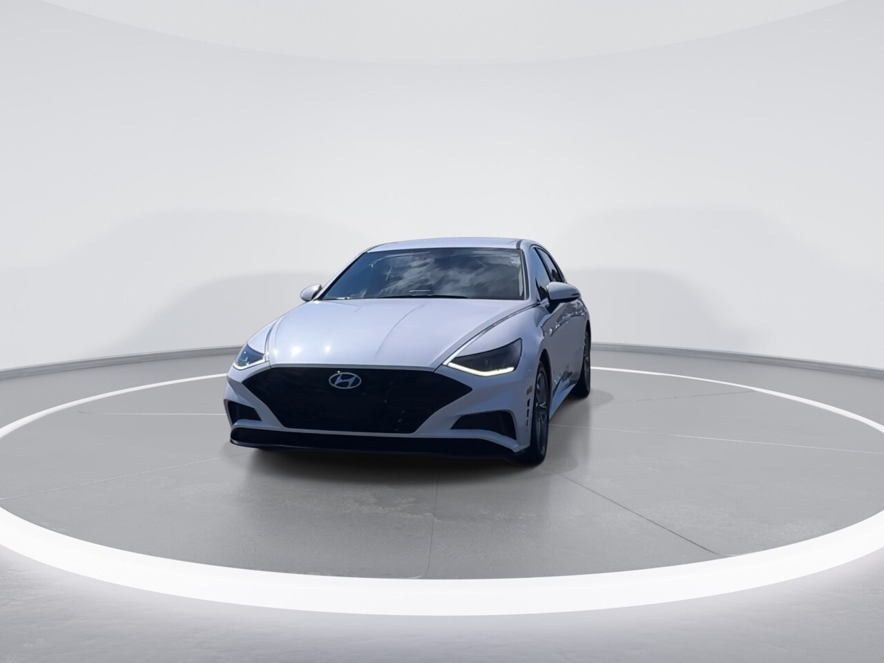 2022 Hyundai Sonata SEL photo 2