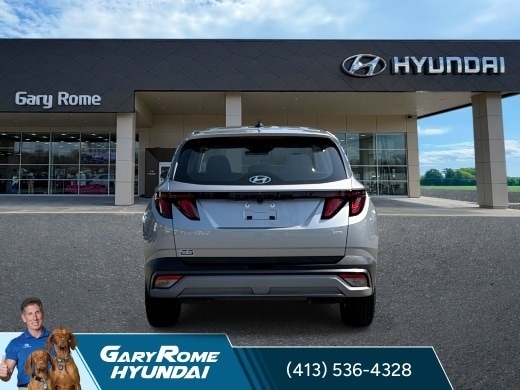 2025 Hyundai Tucson SE - Photo 12