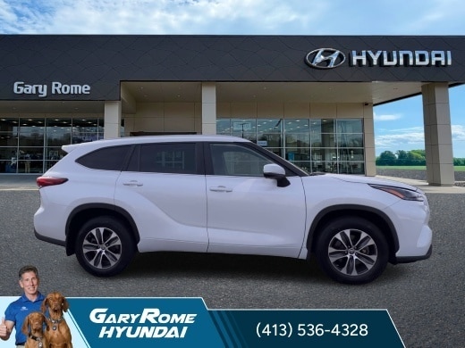 2023 Toyota Highlander XLE - Photo 9