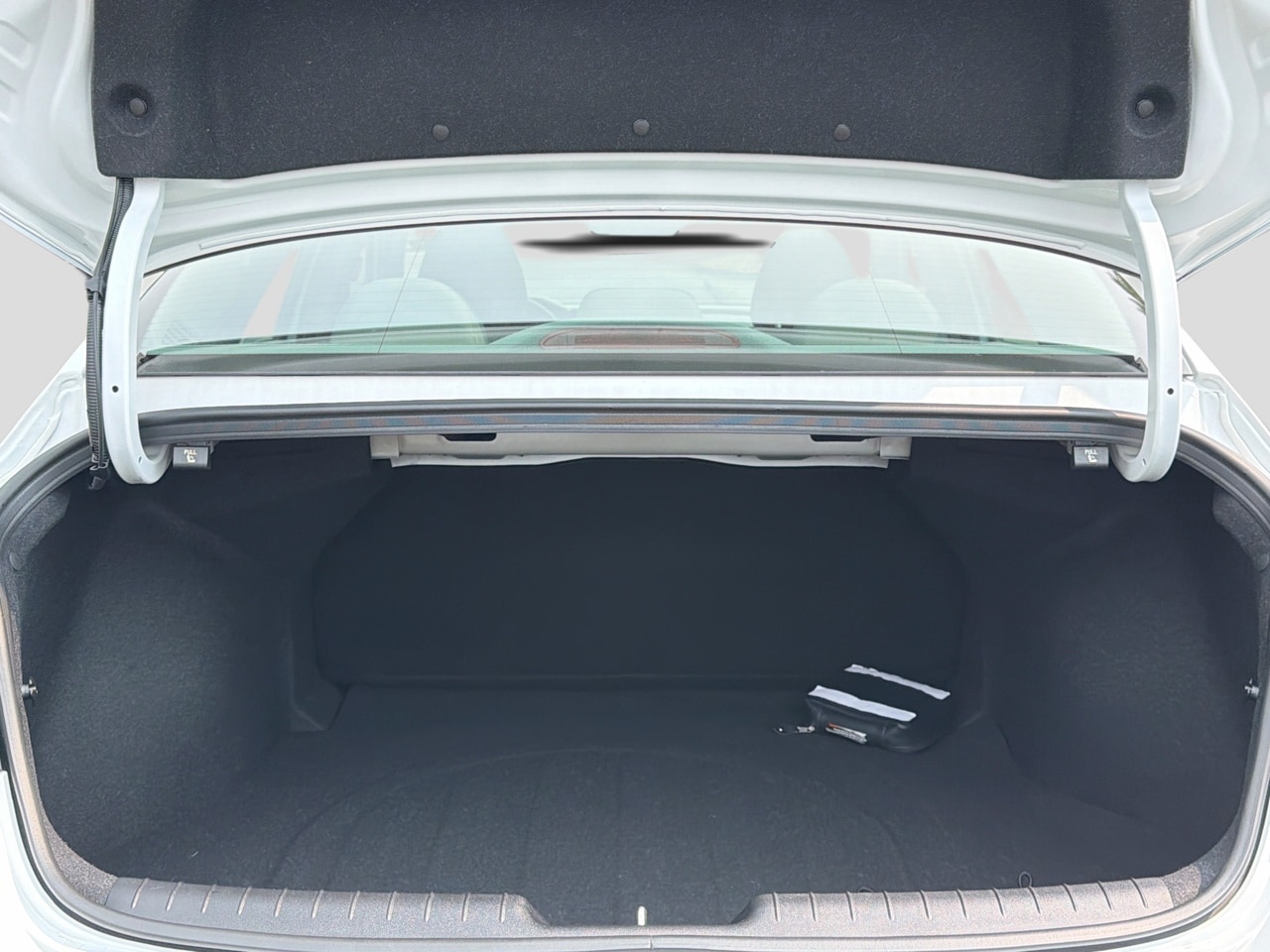 2024 Hyundai Elantra SEL - Photo 27