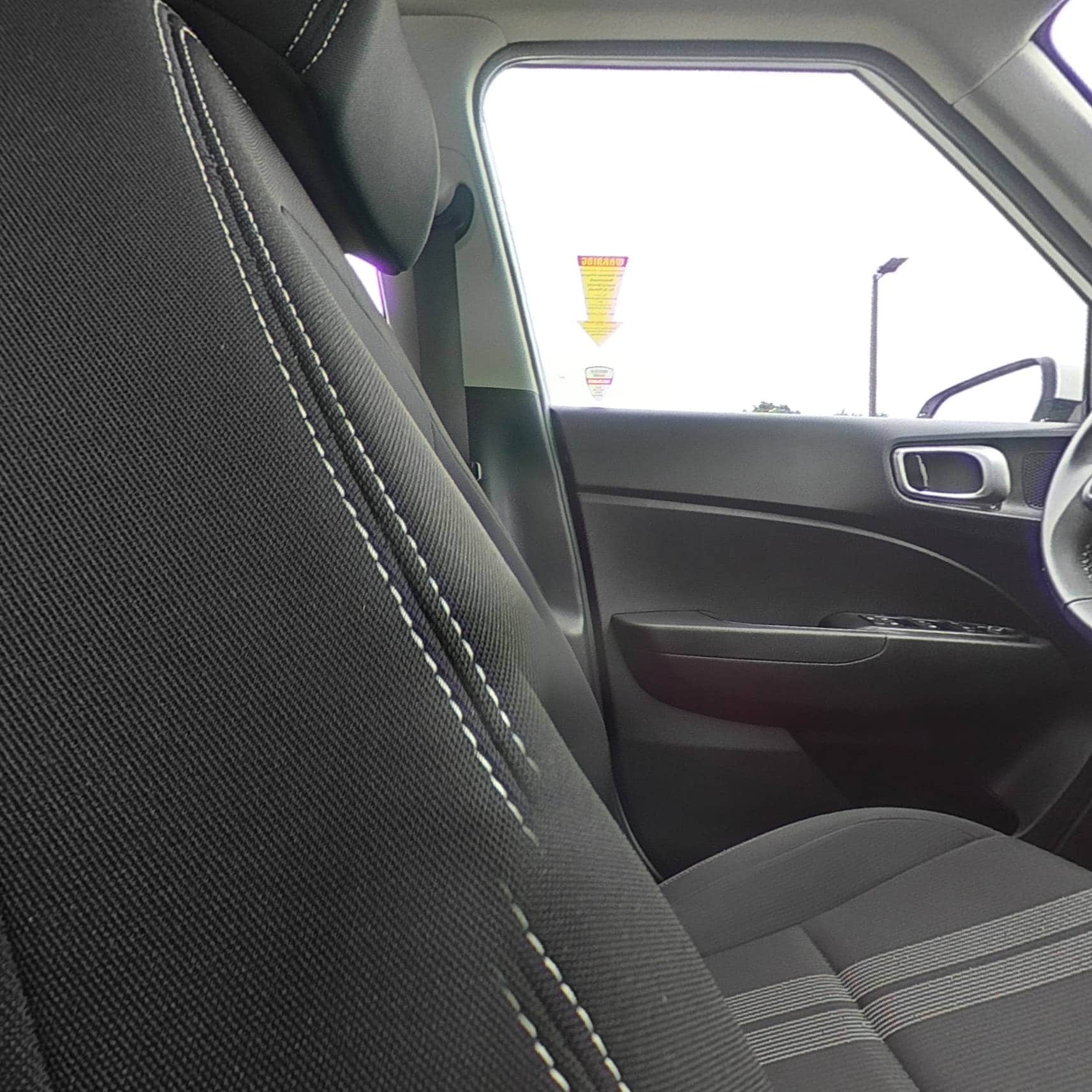 2023 Hyundai Venue SEL - Photo 33