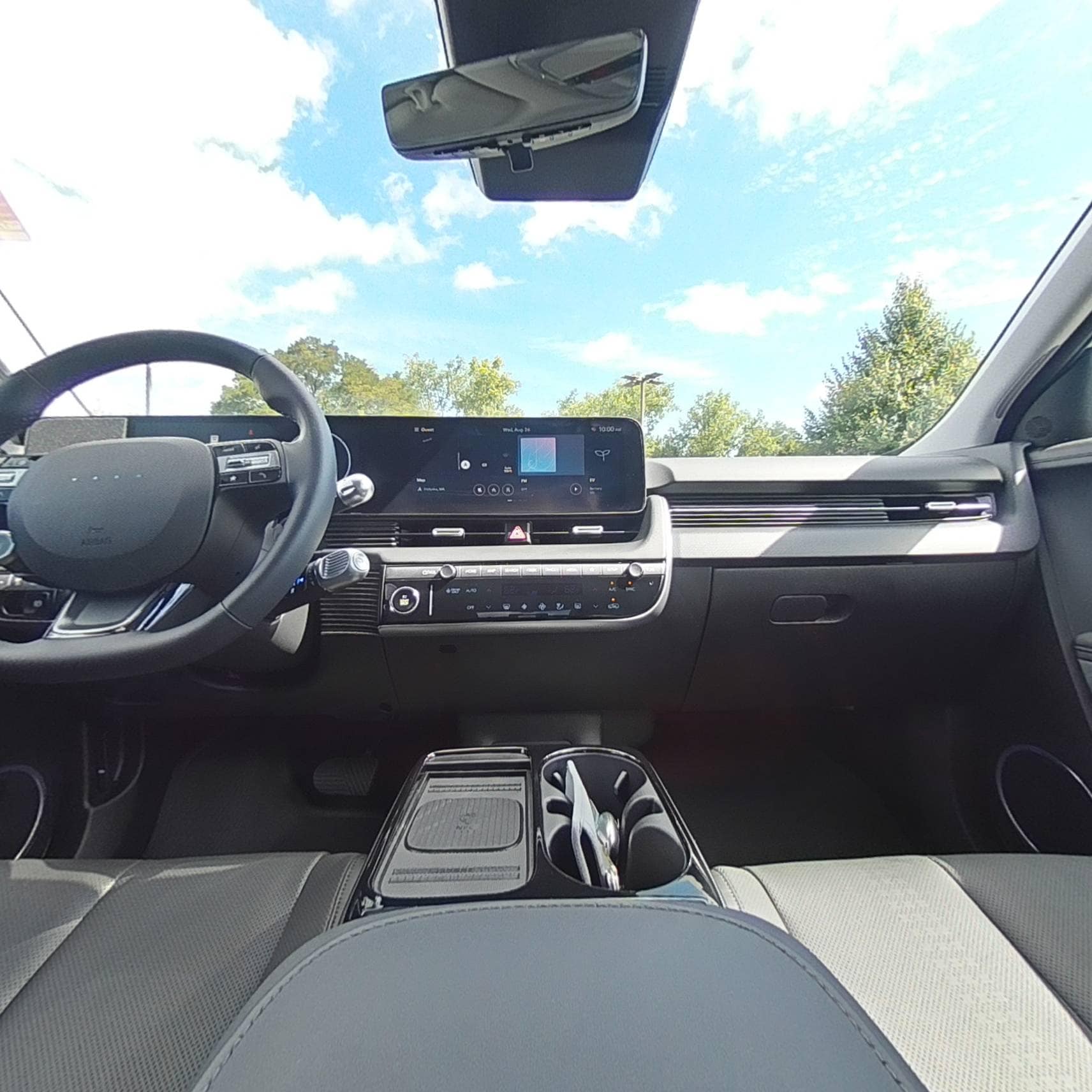 2026 Hyundai IONIQ 5 Limited - Photo 31