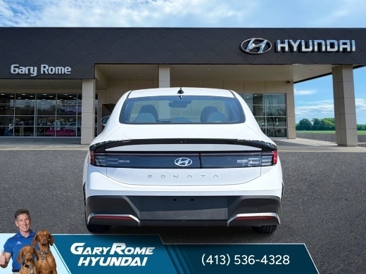 2025 Hyundai Sonata SE - Photo 12