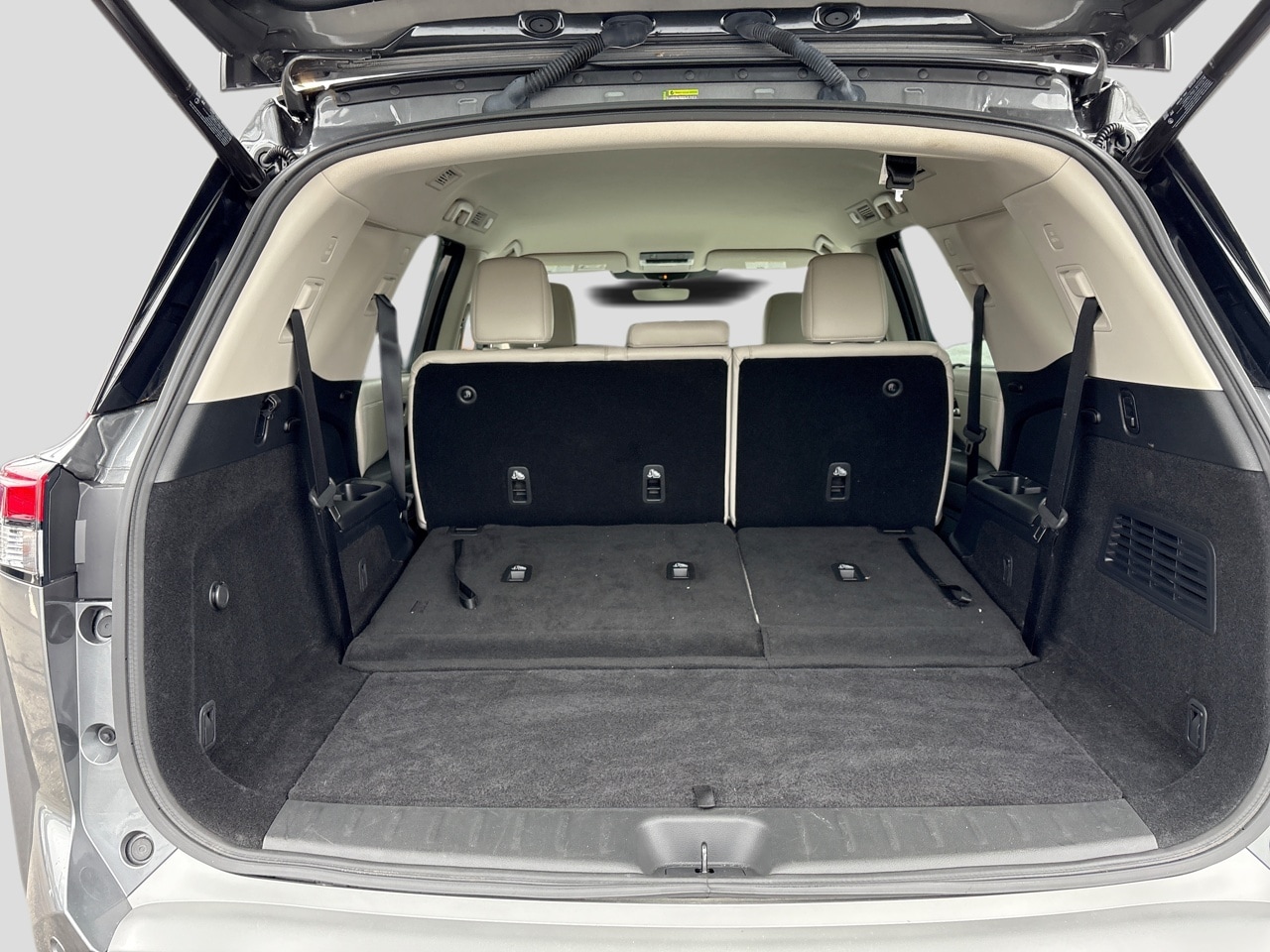 2024 Nissan Pathfinder SL - Photo 23