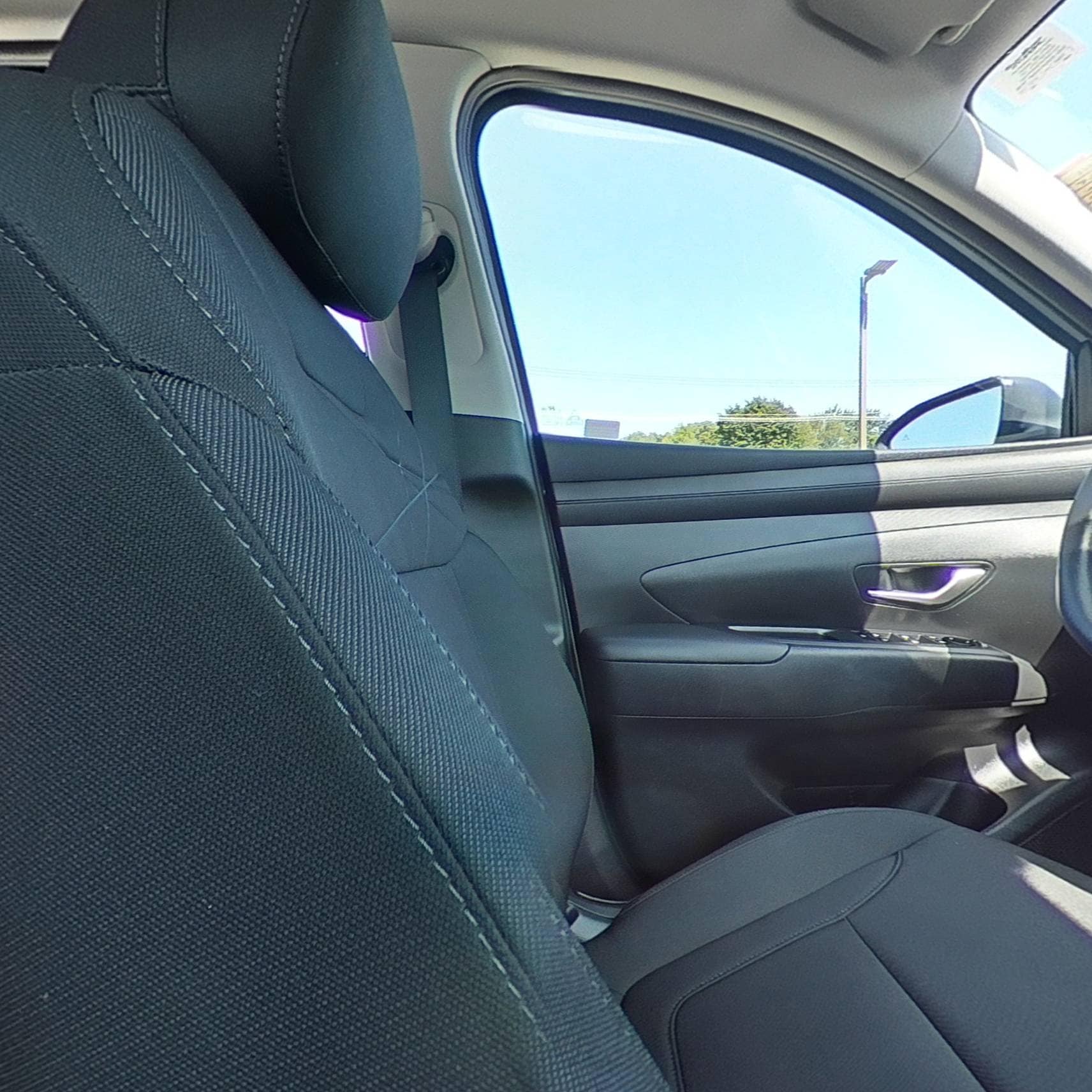 2025 Hyundai Tucson SE - Photo 33