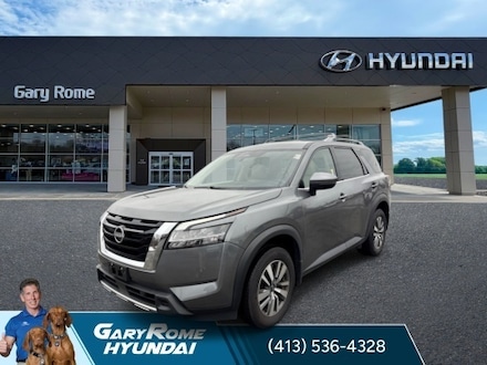 2024 Nissan Pathfinder SL SUV