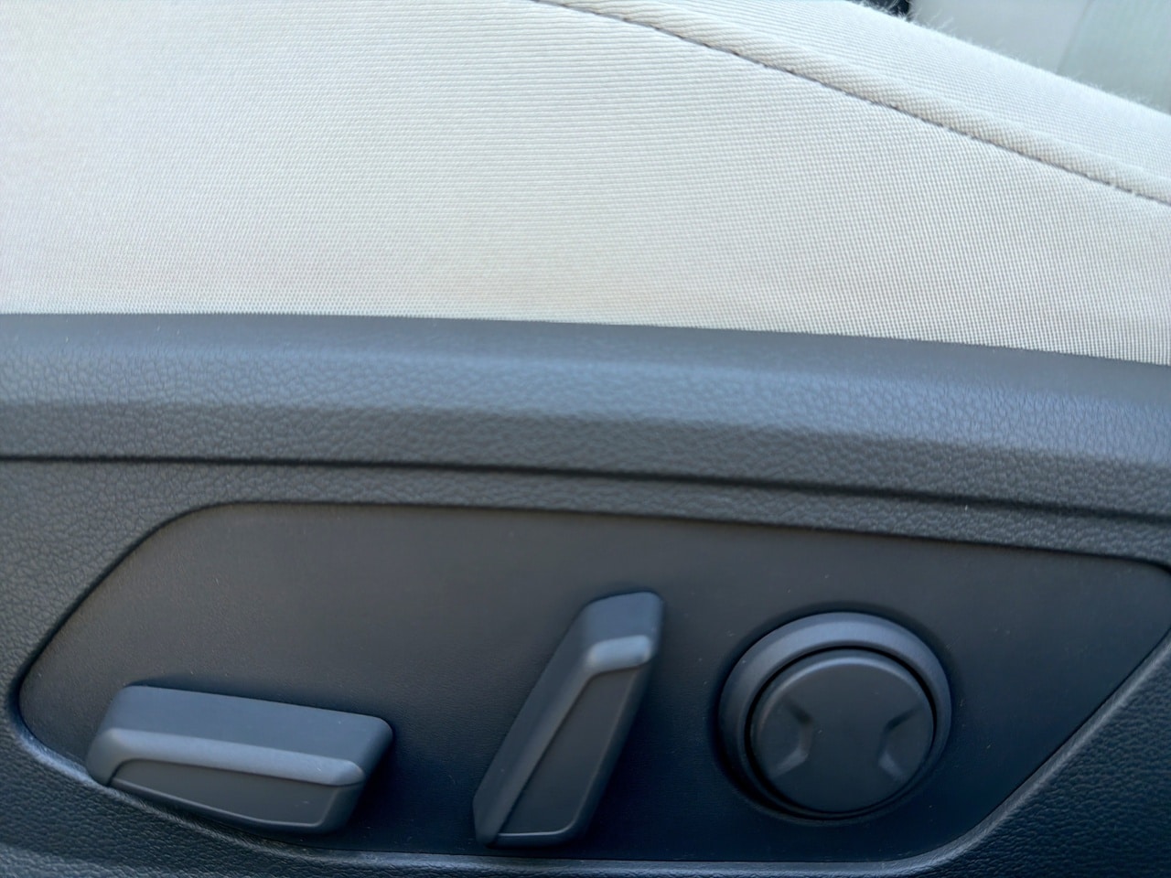 2025 Hyundai Sonata SEL - Photo 18