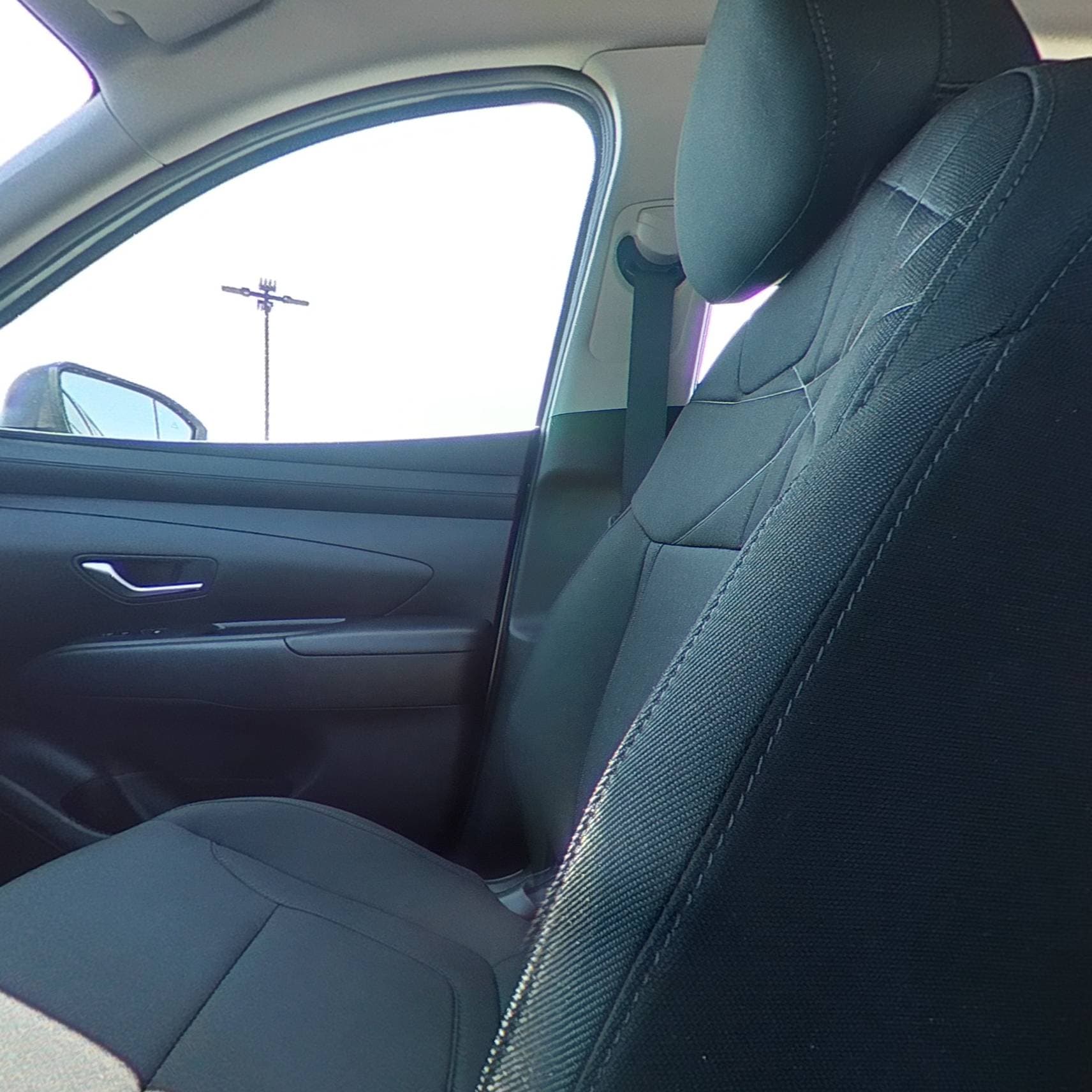 2025 Hyundai Tucson SE - Photo 31