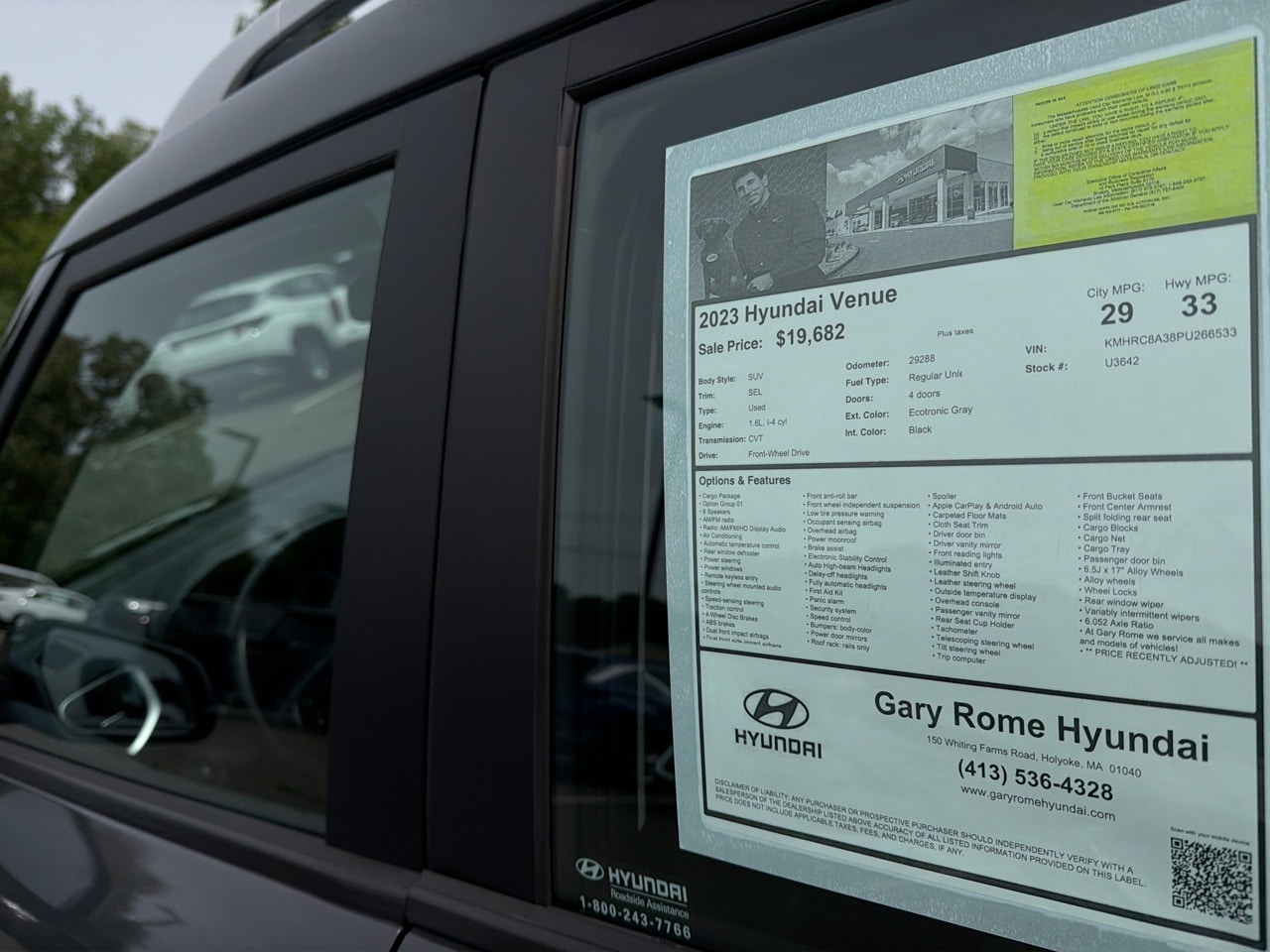 2023 Hyundai Venue SEL - Photo 28