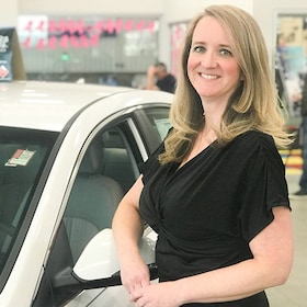 Staff member Mary Lavelli from 48232dd82201