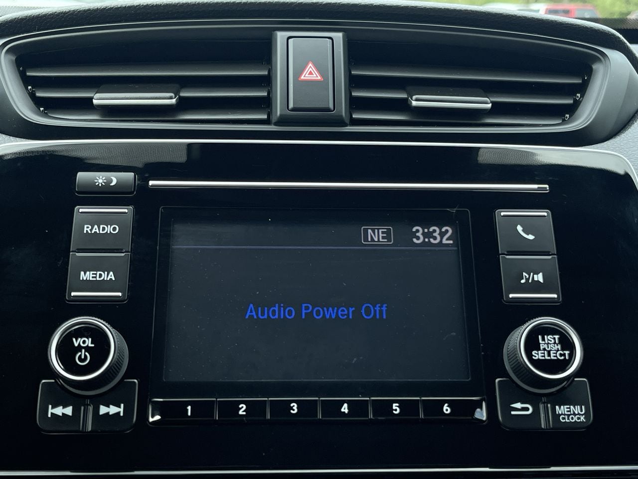 2020 Honda CR-V LX - Photo 17