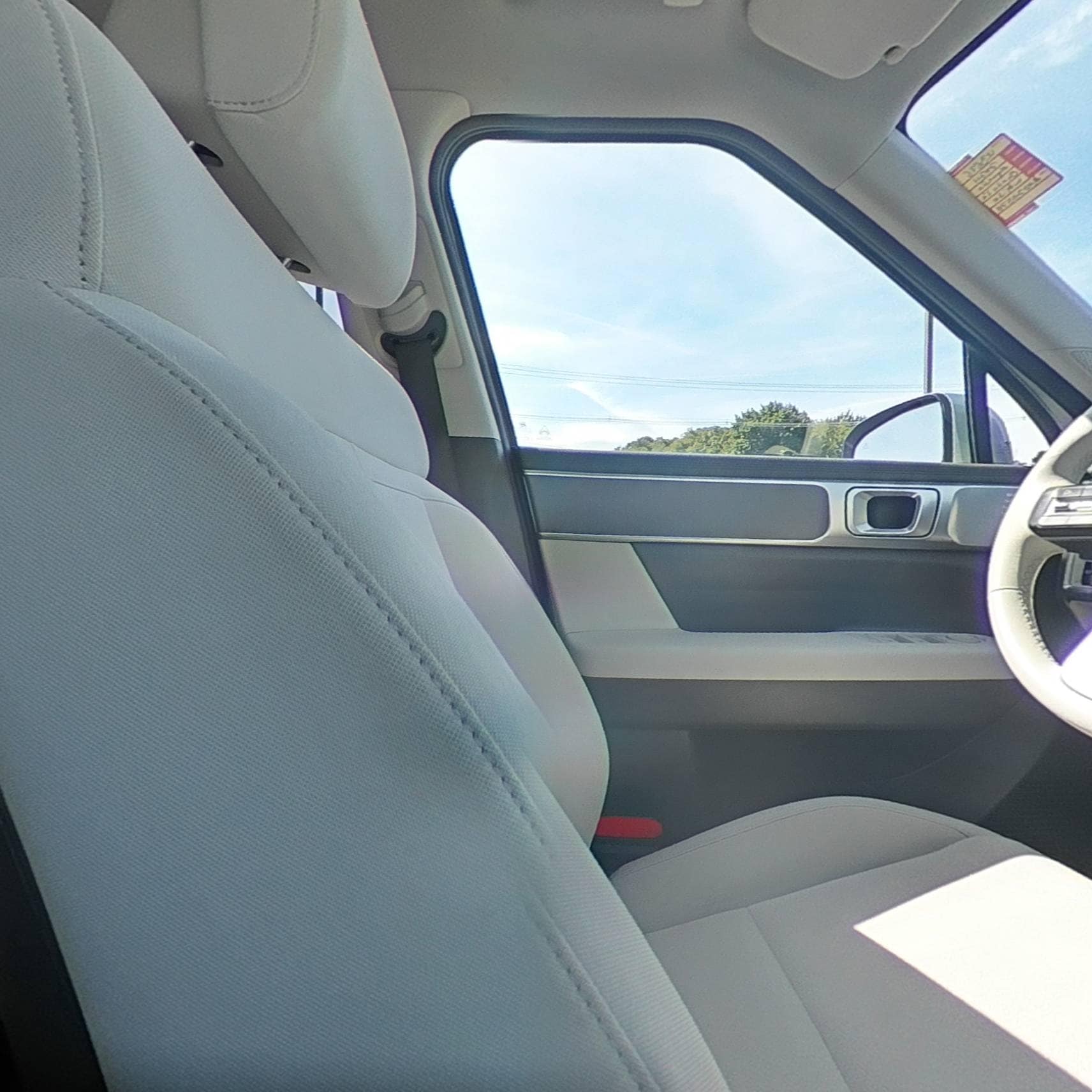 2024 Hyundai Santa Fe SE - Photo 34