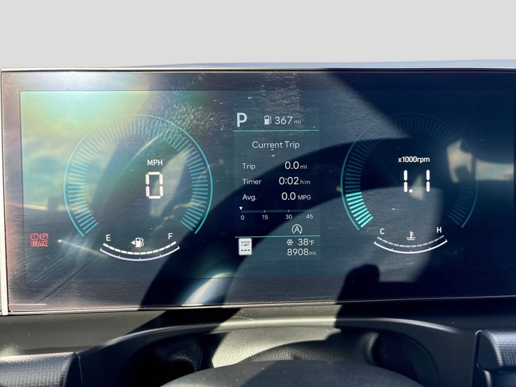 2025 Hyundai Tucson SE - Photo 17