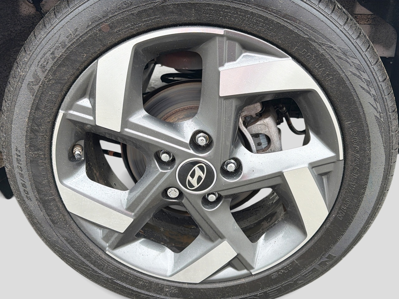 2023 Hyundai Venue SEL - Photo 14