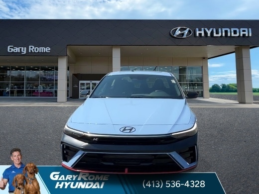 2026 Hyundai Elantra N - Photo 3
