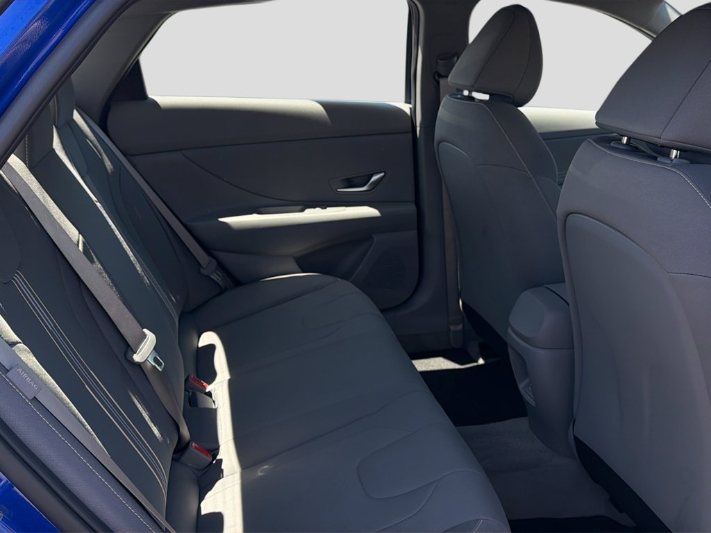 2025 Hyundai Elantra SEL - Photo 26