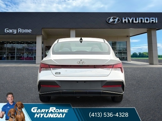 2024 Hyundai Elantra SEL - Photo 12