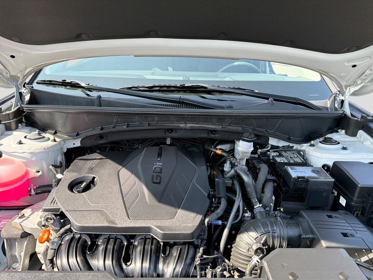 2025 Hyundai Tucson SE - Photo 15
