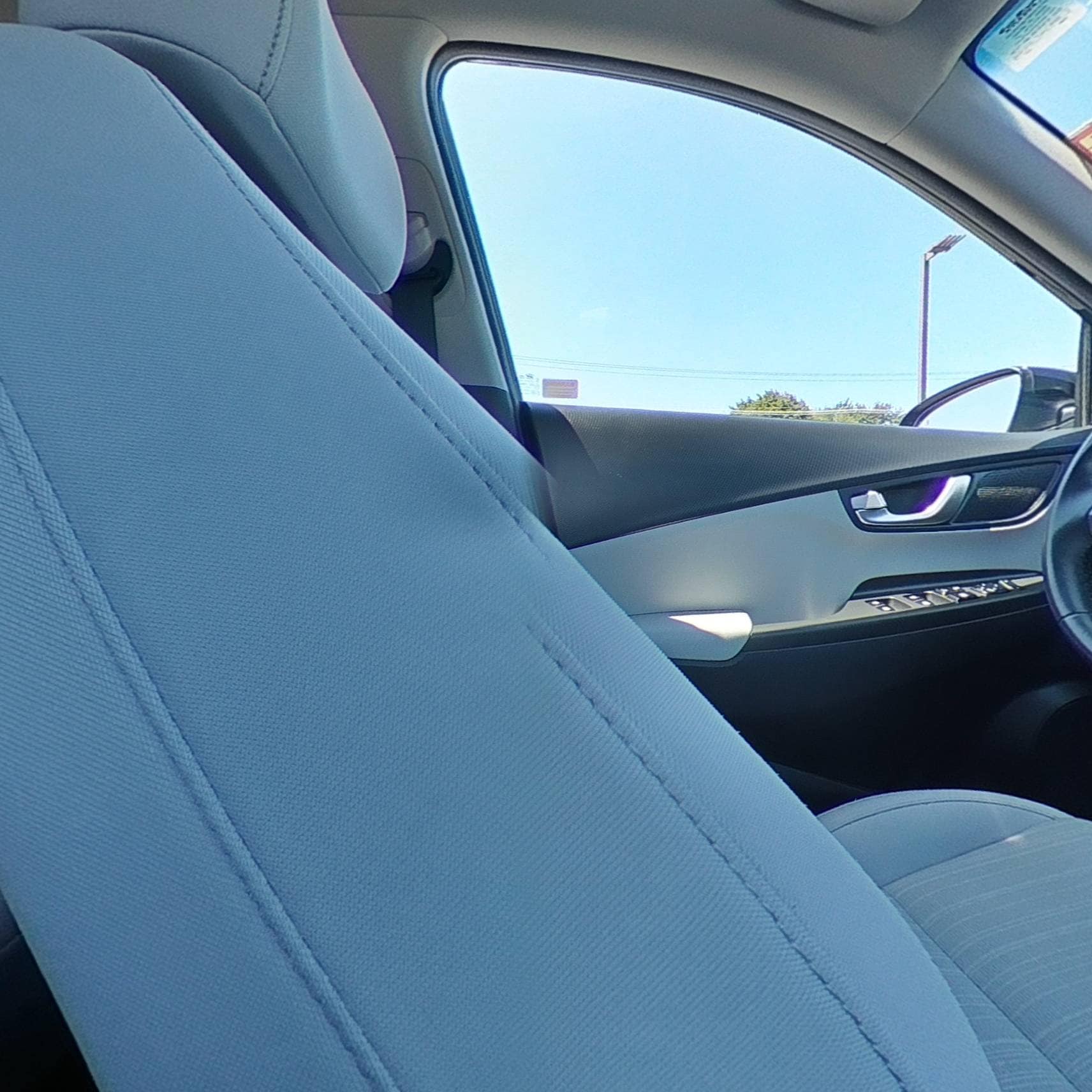 2023 Hyundai Kona SEL - Photo 34