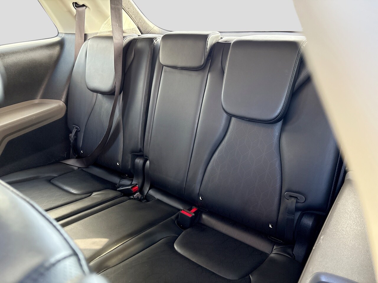 2025 Kia Carnival LXS - Photo 23