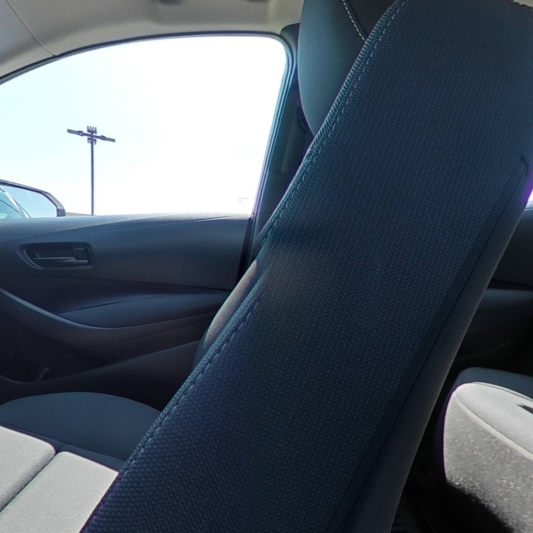 2024 Toyota Corolla LE - Photo 31