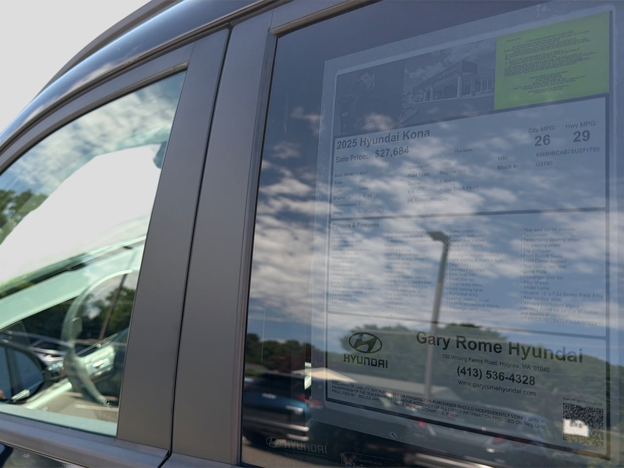 2025 Hyundai Kona SEL - Photo 28
