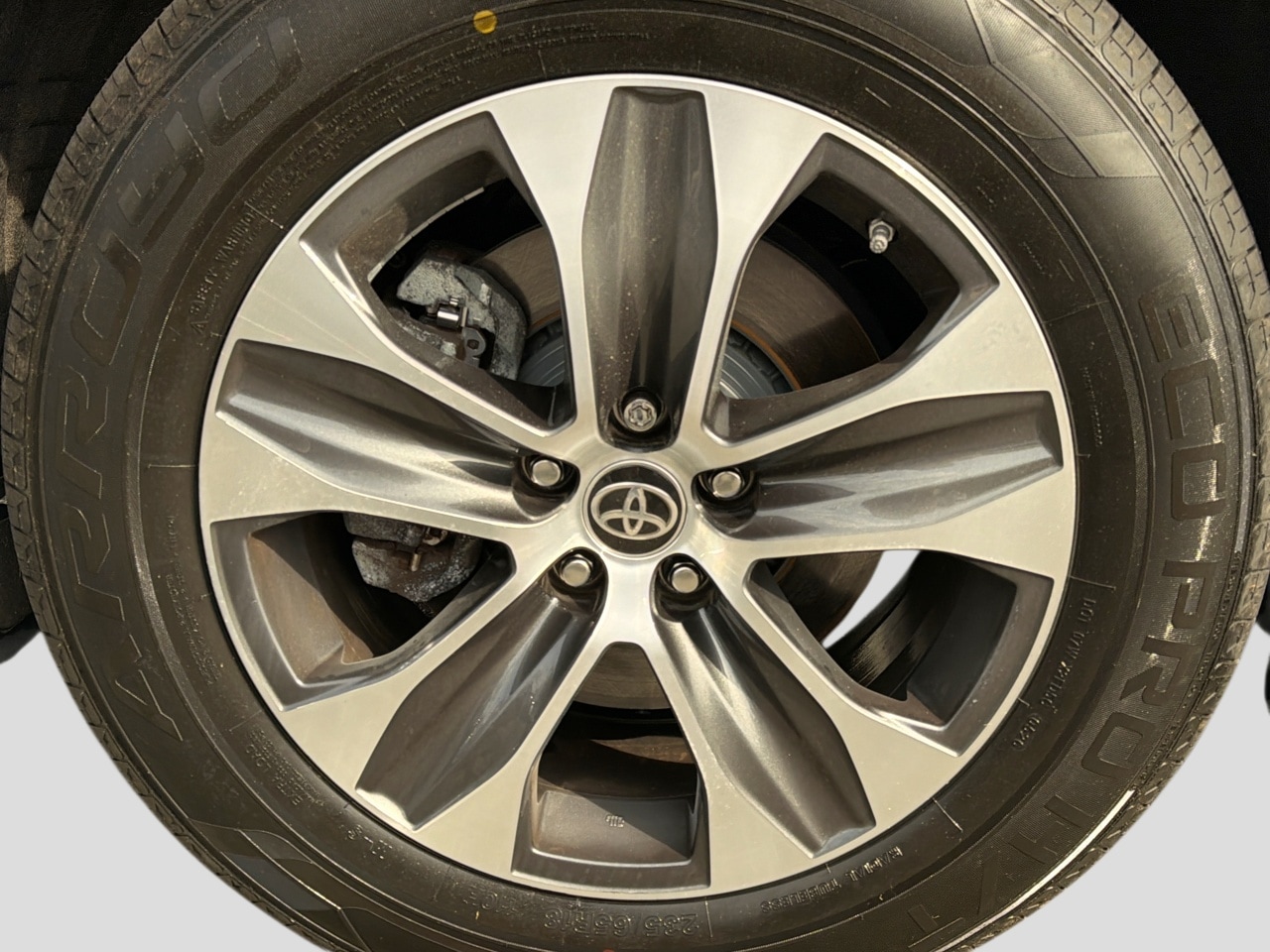 2023 Toyota Highlander XLE - Photo 10