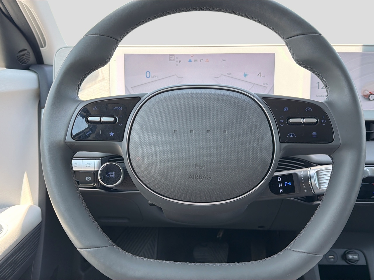2024 Hyundai IONIQ 5 SEL - Photo 19