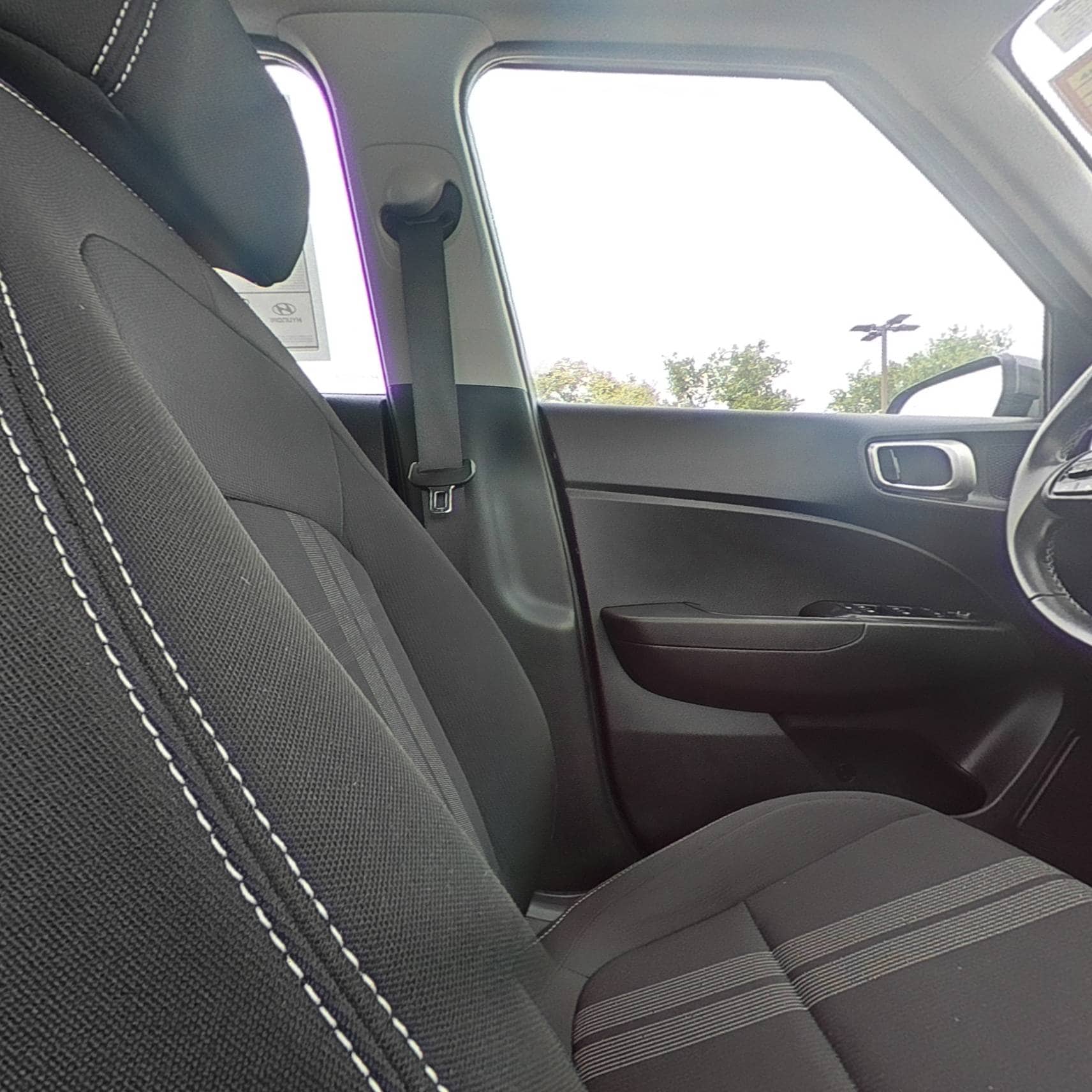 2023 Hyundai Venue SEL - Photo 33